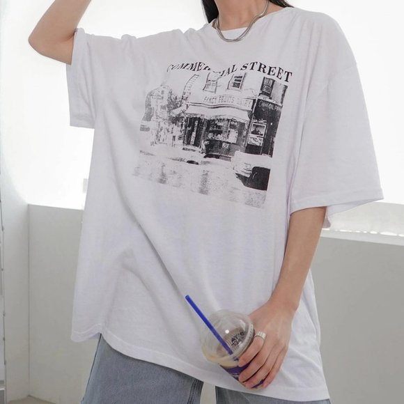 Dazy Oversized Bleecker Street Tee Unisex - Picture 4 of 13
